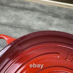 Le Creuset Signature Enameled Cast Iron Round Wide Dutch Oven 6 3/4-Qt. Red Read