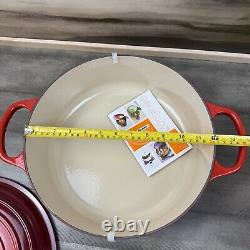 Le Creuset Signature Enameled Cast Iron Round Wide Dutch Oven 6 3/4-Qt. Red Read
