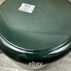 Le Creuset Signature Enameled Cast Iron Wide Dutch Oven 6 3/4 Qt Artichaut Read