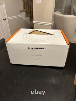 Le Creuset Signature Oval Dutch Oven with Crucible Knob 15.5 qt
