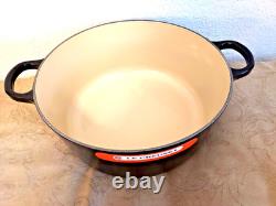 Le Creuset Signature Round Dutch Oven 5.5qt Brand New Store Display Black