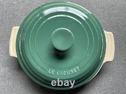 Le Creuset Stoneware 8.5 Round Baking Casserole Dutch Oven WithLid Green