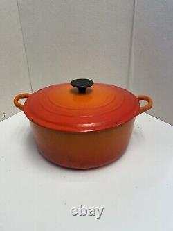 Le Creuset Vtg France F 5.5 Qt. Flame Orange Enameled Cast Iron Dutch Oven W LID