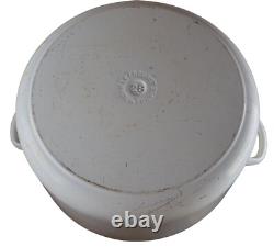 Le Creuset White Enameled Cast Iron Dutch Oven 5.5 Qt with Lid Classic Cookware