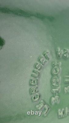 Le Creuset Wide Dutch Oven #24 Signature 3.5 Qt Bamboo In Good Condition