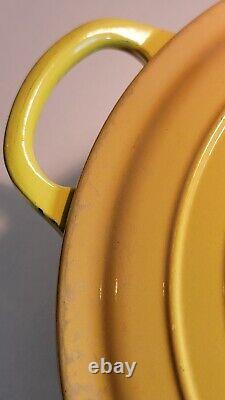 Le Creuset Yellow Dutch Oven 5.5 Quart Enameled Cast Iron Round Oven