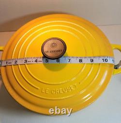 Le Creuset Yellow Dutch Oven 5.5 Quart Enameled Cast Iron Round Oven