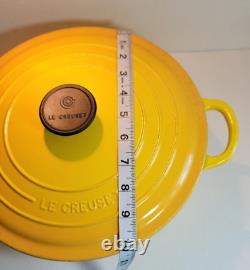 Le Creuset Yellow Dutch Oven 5.5 Quart Enameled Cast Iron Round Oven