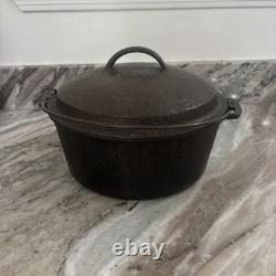 Level Dutch Oven Pot Cast Iron Hammered Unmarked Camping With Lid