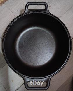Lodge Dutch Oven With Lid