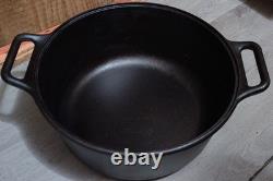 Lodge Dutch Oven With Lid