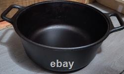 Lodge Dutch Oven With Lid