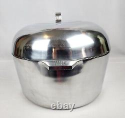 Magnalite Classic Large 18 Inch Aluminum Roaster Oval Dutch Oven 18 Qt with Trivet