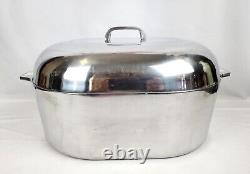 Magnalite Classic Large 18 Inch Aluminum Roaster Oval Dutch Oven 18 Qt with Trivet