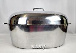 Magnalite Classic Large 18 Inch Aluminum Roaster Oval Dutch Oven 18 Qt with Trivet