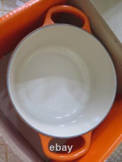 NEW Le Creuset Flame Orange 2.5 quart Cast Iron Dutch Oven NIB