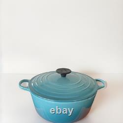 NOS LeCreuset 24 Dutch Oven Caribbean Blue 4.2 L 4.5 qt Round Enameled Cast Iron