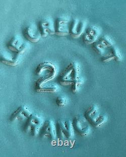 NOS LeCreuset 24 Dutch Oven Caribbean Blue 4.2 L 4.5 qt Round Enameled Cast Iron