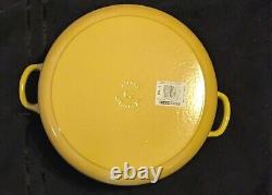 New LE CREUSET Dutch Oven 7.25 qt #28 Yellow Nectar Round Cast Iron 7 1/4