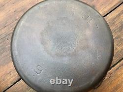 Pre Griswold Erie #9 Smooth Top Low Dome Lid Dutch Oven