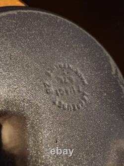 RARE Le Creuset 7.25 Qt Enameled Cast Iron Round Dutch Oven Midnight Blue #28