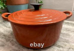 RARE VTG Le Creuset Burnt Sienna 2 Quart Dutch Oven B/18 circa 1950's