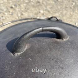 Rare! 1900s Gatemarked #8 Cast Iron Dutch Oven and Lid w Heat Ring & Assist Tab