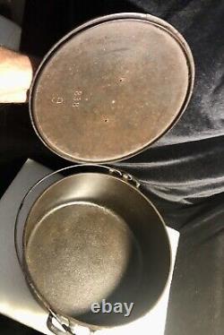 Rare Pre Griswold ERIENo. 9 Dutch Oven With No. 9 838 FLAT Lid Excellent Example