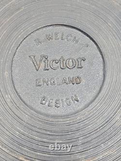 Robert Welch Victor Cast Iron Dutch Oven Pot With Lid Made In England Rare 5x8