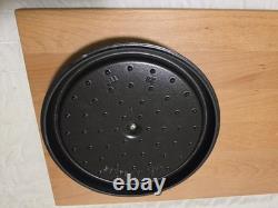 STAUB Cast Iron 7 qt, Round, Dutch Oven, Black