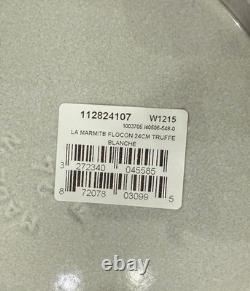 STAUB Snowflake Dutch Oven 24 Round Cast Iron Truffle White New In Box 3.75qt