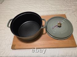 STAUD Cast Iron 7 qt, Round, Dutch Oven, Eucalyptus