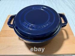 STAUD Cast Iron 7 qt, Round Dutch oven, Braise and Grill. Dark Blue