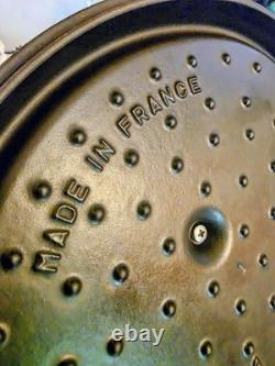 Staub 31 Oval Dutch Oven Cocotte Cherry Red Enamel Cast Iron 5.75 Qt Made France