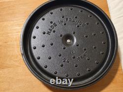 Staub Cast Iron 4 qt, Round, Dutch Oven, Cherry