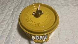 Staub Cast Iron 4 qt, Round, Dutch Oven, Citron