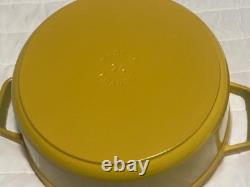 Staub Cast Iron 4-qt, Round, Dutch Oven, Citron
