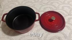 Staub Cast Iron 4 qt, Round, Dutch Oven, Cranberry