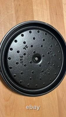 Staub Cast Iron 4 qt, Round, Dutch Oven, Graphite Grey