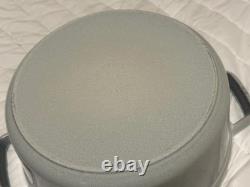 Staub Cast Iron 4 qt, Round, Dutch Oven, White Truffle