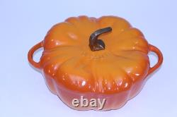 Staub Cast Iron 5.5 Qt. Pumpkin Dutch Oven Citrouille Cocotte Orange Pot France