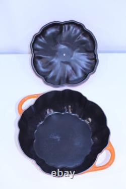Staub Cast Iron 5.5 Qt. Pumpkin Dutch Oven Citrouille Cocotte Orange Pot France