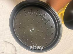 Staub Cast Iron 5.5 qt, Round, Dutch Oven, Citron