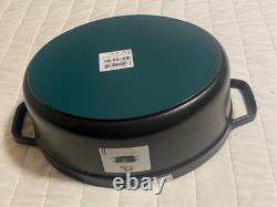 Staub Cast Iron 5.75 qt, Oval, Coq Au Vin Dutch Oven, Black Matte