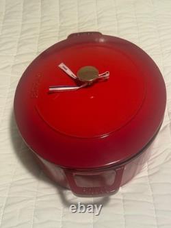 Staub Cast Iron 6.25 qt, Wide Oval Dutch Oven, Cherry Red