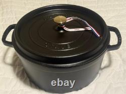 Staub Cast Iron 7 qt, Round, Dutch Oven, Black Matte
