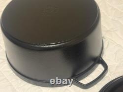 Staub Cast Iron 7 qt, Round, Dutch Oven, Black Matte