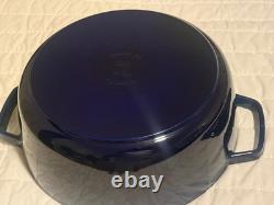 Staub Cast Iron 7 qt, Round, Dutch Oven, Dark Blue