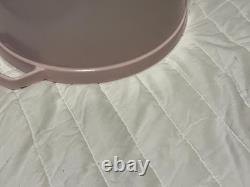 Staub Cast Iron 7 qt, Round, Dutch Oven, Pink