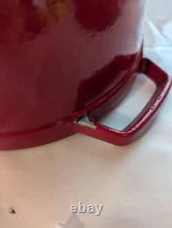 Staub Cast Iron Dutch Oven 5-qt Tall Cocotte (Cracked Handle)
